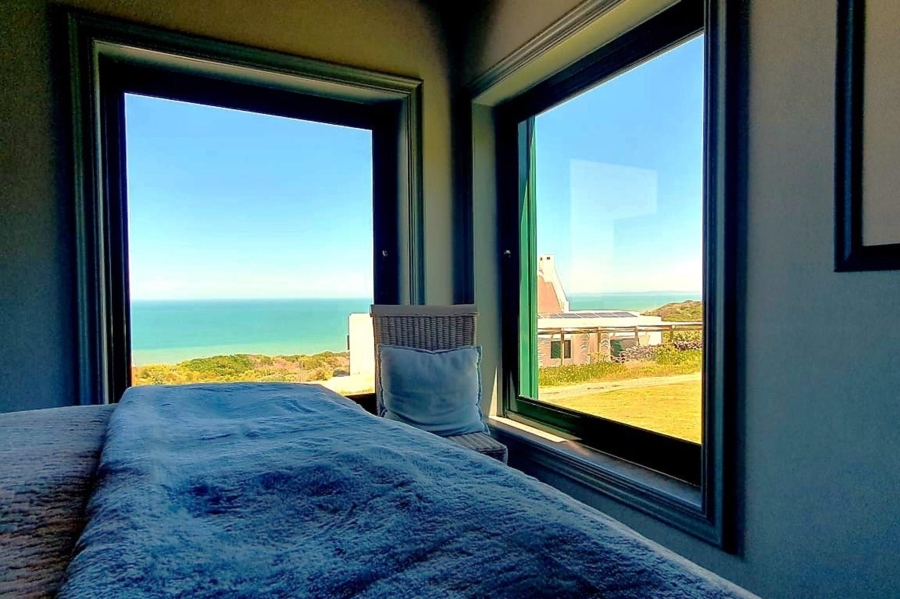 4 Bedroom Property for Sale in Fynbosstrand Western Cape